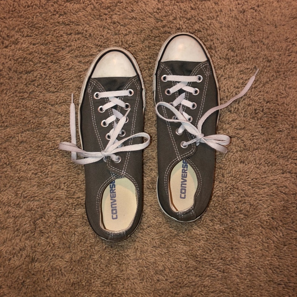Grey women’s Converse